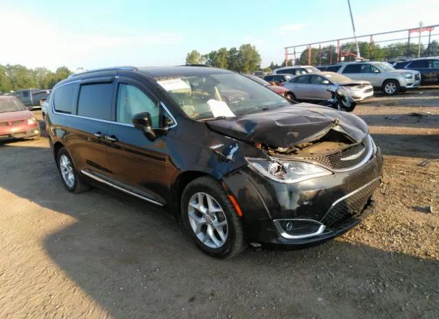Chrysler Pacifica (2017)