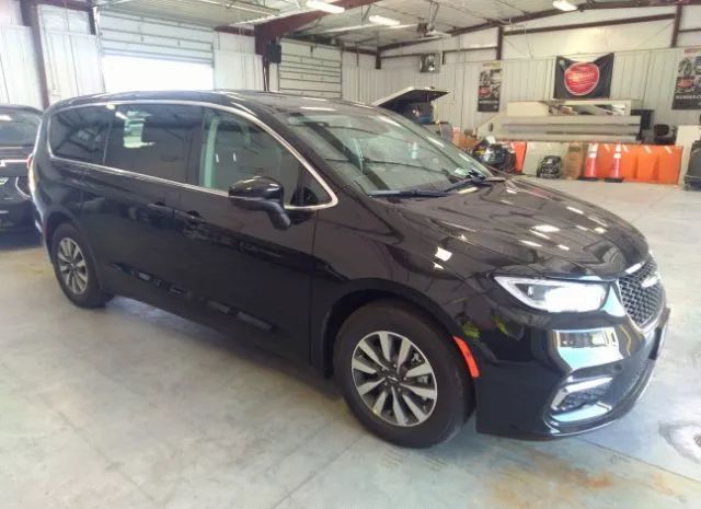 Chrysler Pacifica (2023)