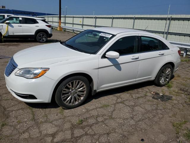 Chrysler 200 lx (2012)