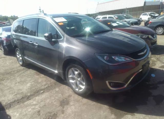Chrysler Pacifica (2017)