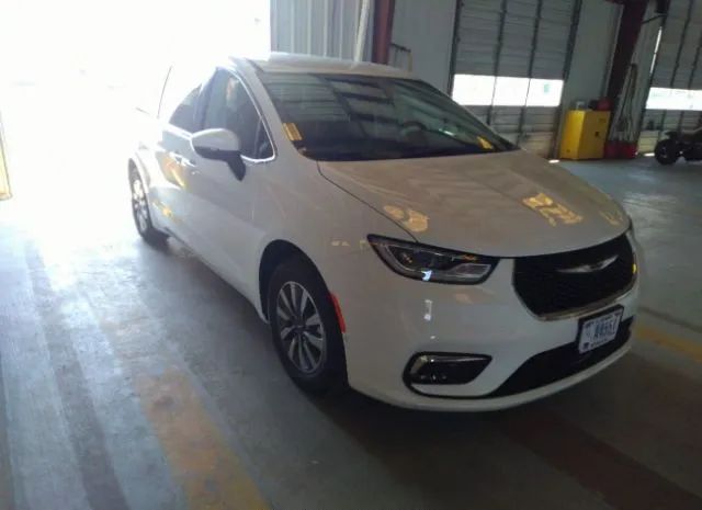 Chrysler Pacifica (2023)