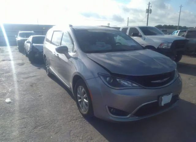 Chrysler Pacifica (2017)