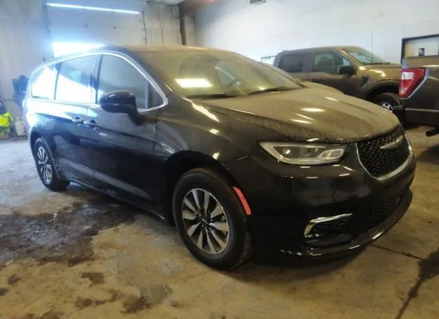 Chrysler Pacifica (2023)