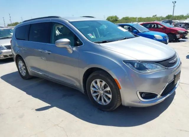 Chrysler Pacifica (2017)