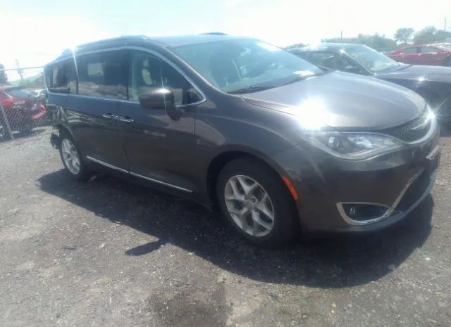 Chrysler Pacifica (2017)