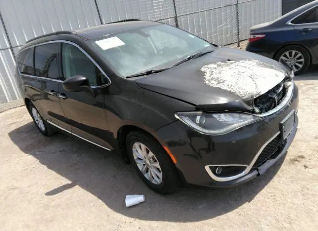 Chrysler Pacifica (2017)