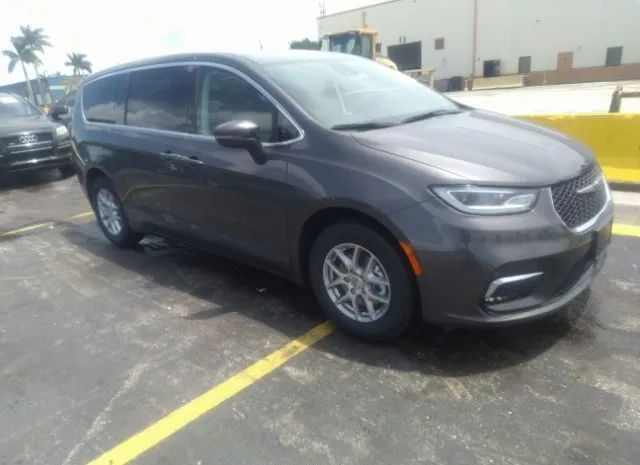 Chrysler Pacifica (2023)