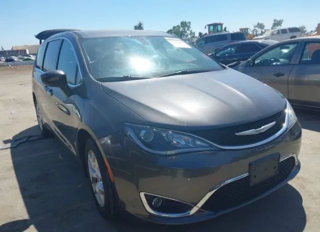 Chrysler Pacifica (2017)
