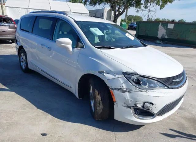 Chrysler Pacifica (2017)