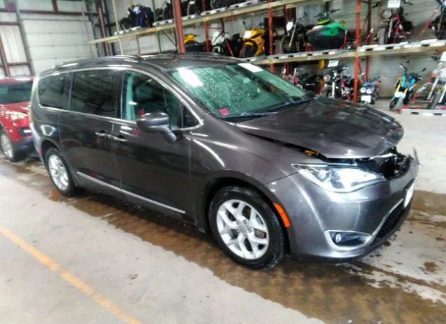 Chrysler Pacifica (2017)