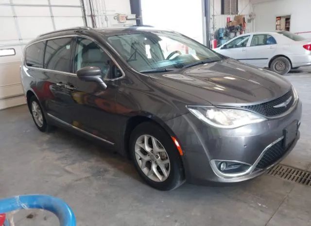 Chrysler Pacifica (2017)