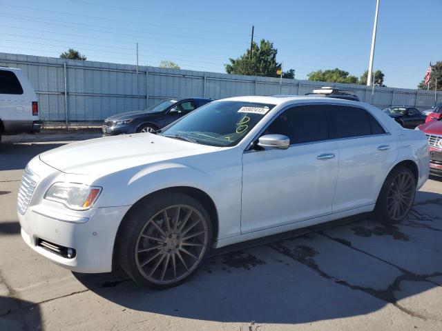 Chrysler 300c luxur (2013)