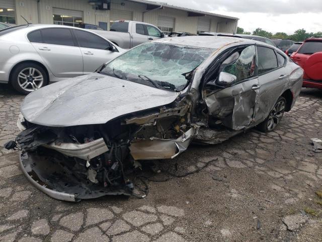 Chrysler 200 s (2015)