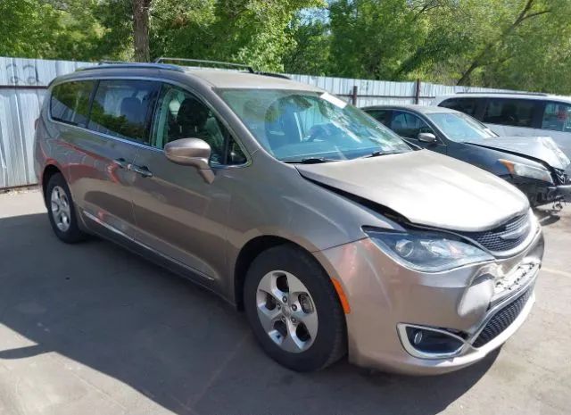 Chrysler Pacifica (2017)