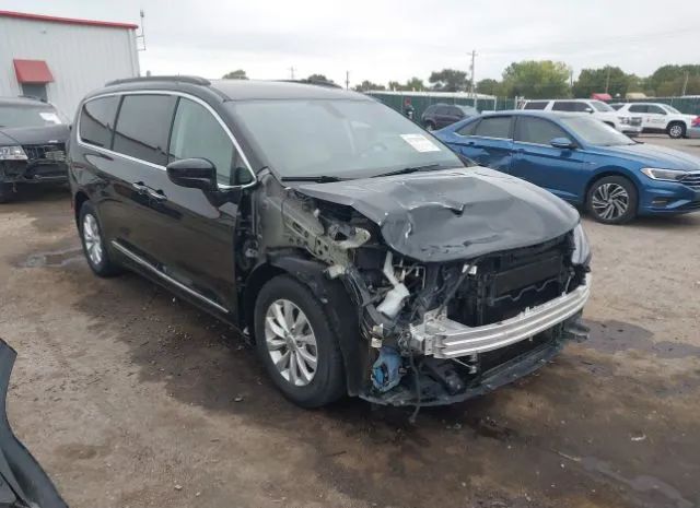 Chrysler Pacifica (2017)
