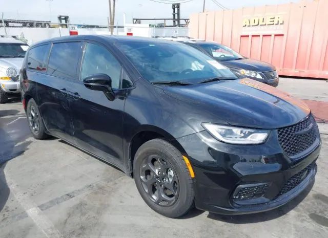 Chrysler Pacifica (2023)