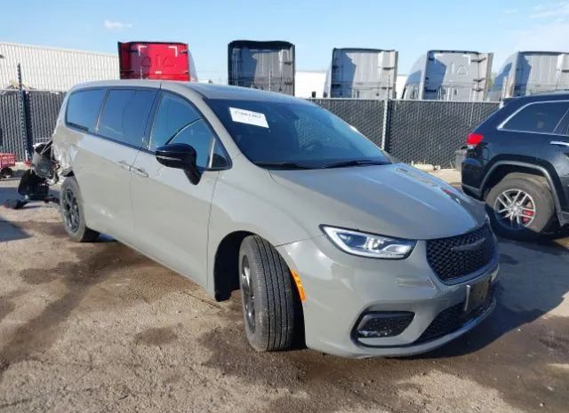 Chrysler Pacifica (2023)