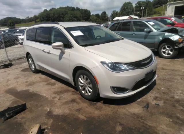 Chrysler Pacifica (2017)