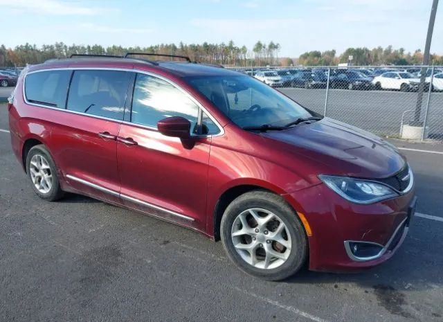 Chrysler Pacifica (2017)