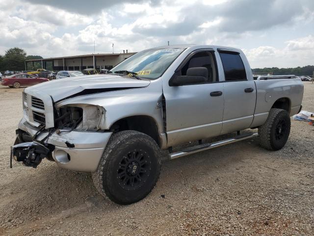 Dodge Ram 2500 s (2006)