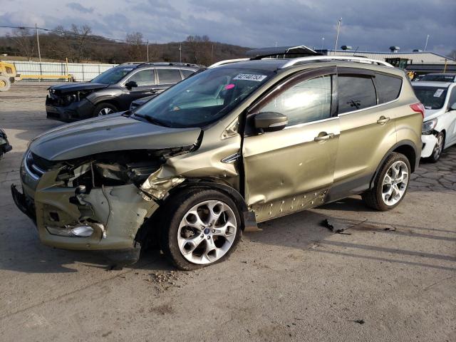 Ford Escape tit (2013)