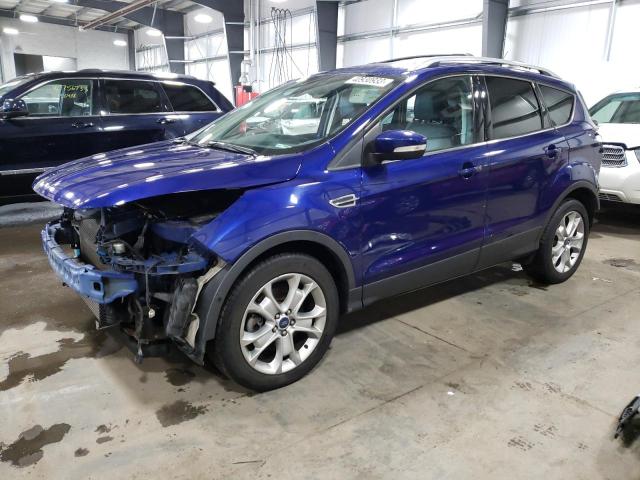 Ford Escape tit (2015)
