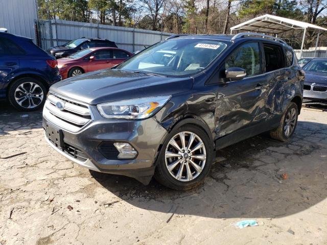 Ford Escape tit (2017)