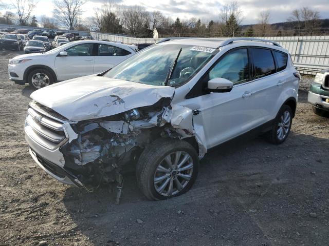 Ford Escape tit (2017)