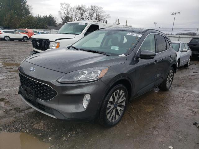 Ford Escape tit (2020)