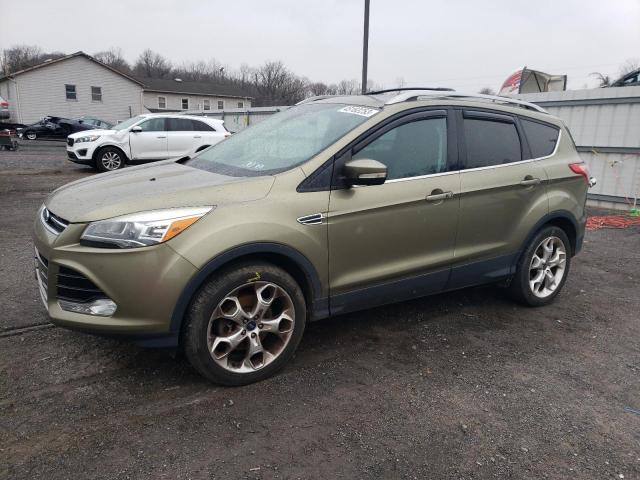 Ford Escape tit (2013)