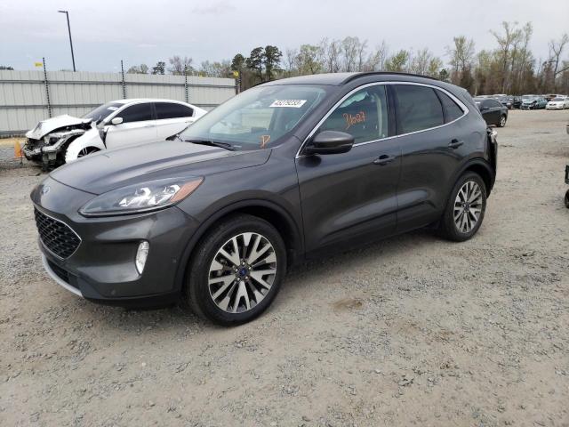 Ford Escape tit (2020)