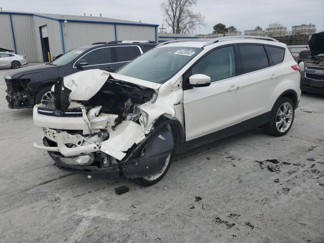 Ford Escape tit (2016)