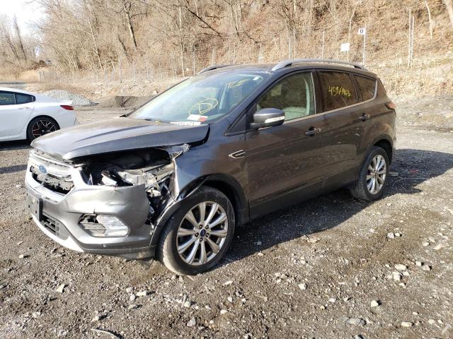 Ford Escape tit (2017)