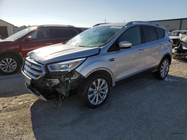 Ford Escape tit (2017)