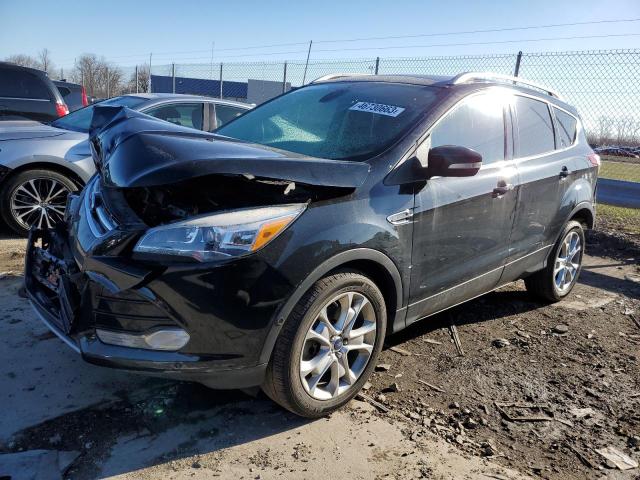Ford Escape tit (2015)