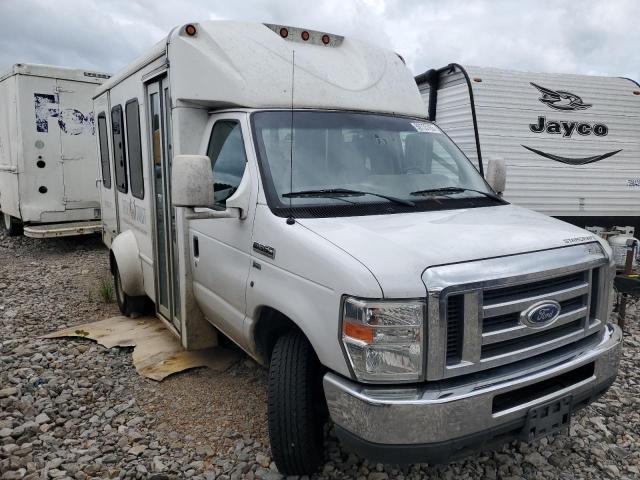 Ford Econoline (2015)