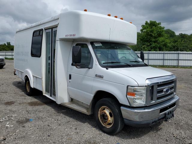 Ford Econoline (2011)