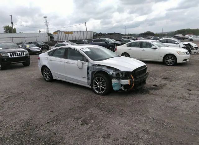 Ford Fusion hybrid (2019)