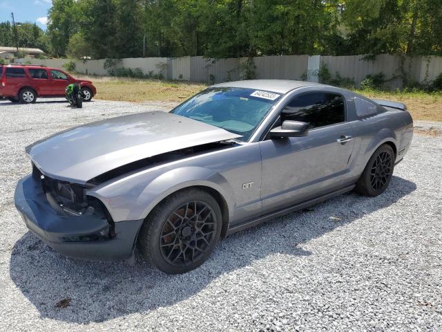 Ford Mustang gt (2006)