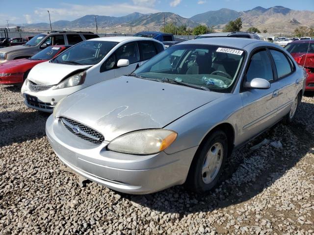 Ford Taurus se (2001)