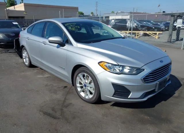 Ford Fusion hybrid (2019)