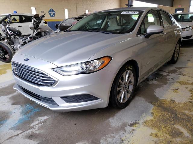 Ford Fusion s h (2017)
