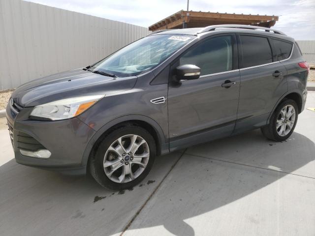 Ford Escape tit (2015)