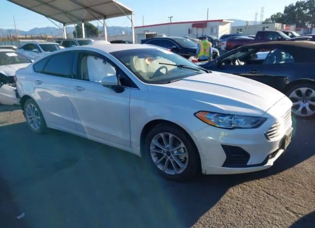 Ford Fusion hybrid (2020)