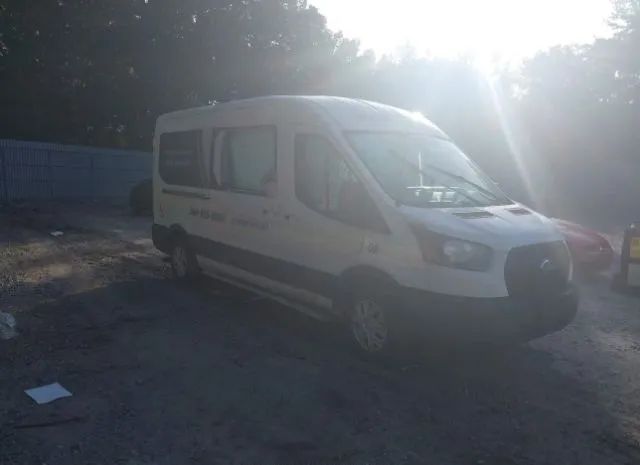 Ford Transit passenger wagon (2022)