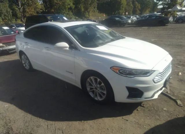 Ford Fusion hybrid (2019)