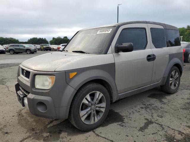 Honda Element ex (2004)