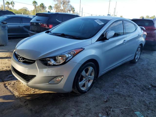 Hyundai Elantra gl (2012)