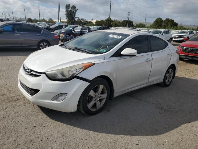 Hyundai Elantra gl (2013)