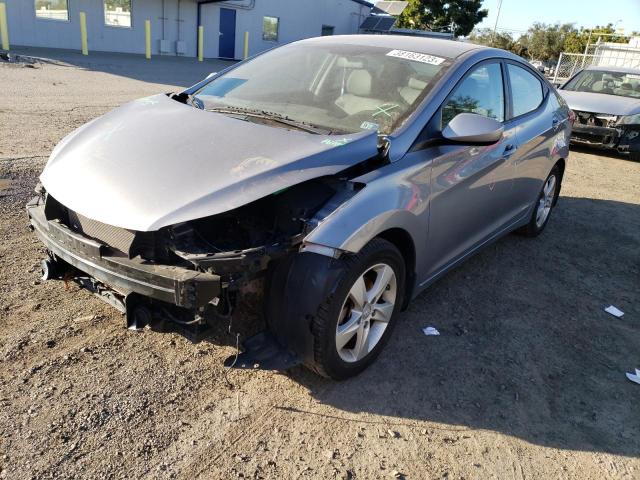 Hyundai Elantra gl (2013)